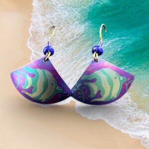 Vintage Signed Holly Yashi Niobium Fan Fish Dangle Earrings Purple Blue